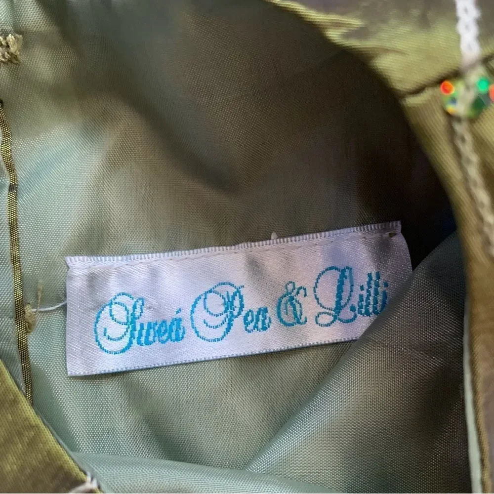 Sweet Pea & Lilli Dress‎ Green Cream Embroidered Floral Design Cream Sash